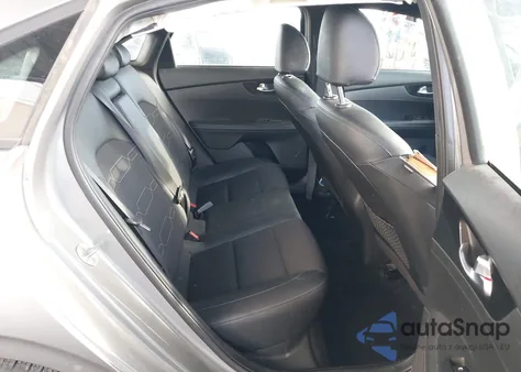 2022 Kia Forte Gt-Line из США, поврежденный, VIN 3KPF54AD9NE447090